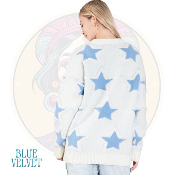 14V BLUE VELVET Thick Textured Star Graphic White Sweater with Blue - Picture 2 of 2